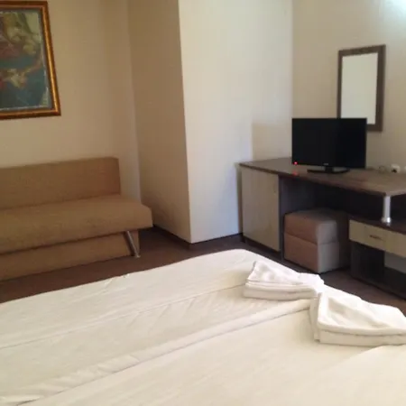 Хотел лагуна