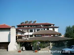 лагуна Хотел 2*