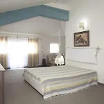 Ξενοδοχείο Laguna
