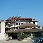 Laguna Ξενοδοχείο 2*