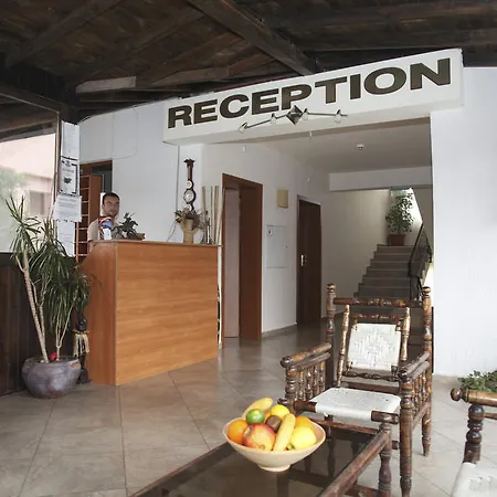 Hotel Laguna 2*