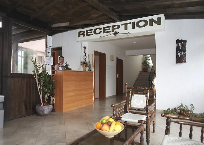 Hotel Laguna 2*